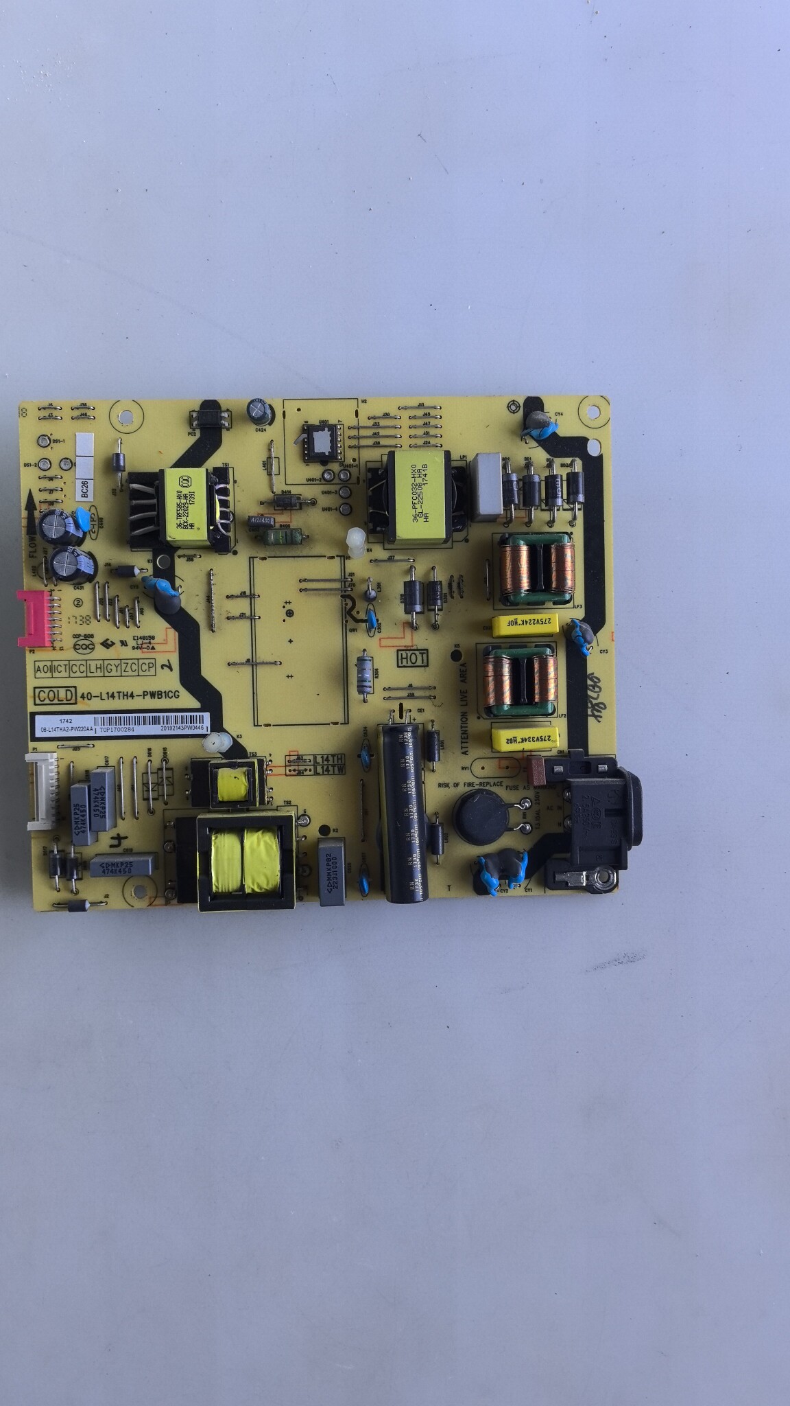 原装 TCL 55A950C/730U 电源板 40-L14TH4-PWB1CG  拆机件