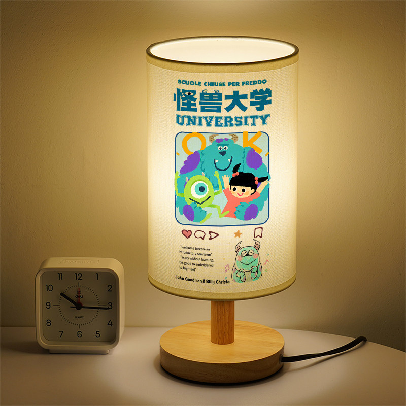可爱卡通床头灯小学生小台灯创意欧美风小夜灯定制桌面实木LED灯