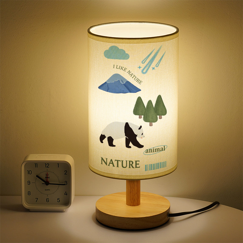 大熊猫小夜灯可爱卡通小台灯文艺简约趣味卧室温馨可调节LED灯具