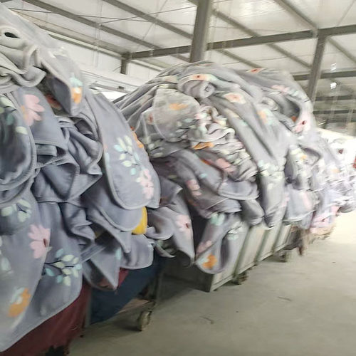 工厂清货拉舍尔双层毯毛毯毯子盖毯沙发毯办公室午睡毯150*200