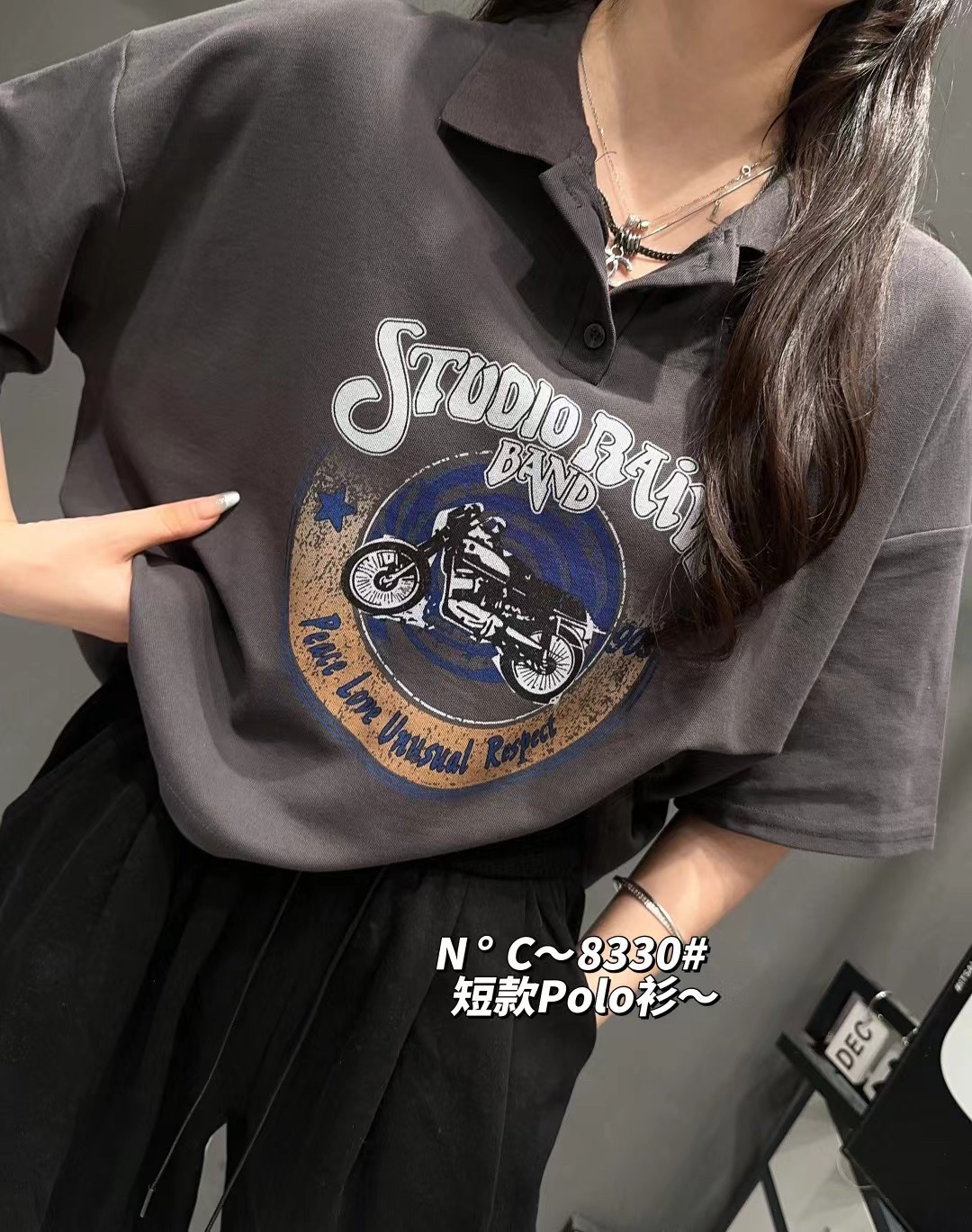 M.C8330 블랙 짧은 옷깃 폴로 셔츠 반팔 티셔츠 여성 2024 여름 신작 대형 루즈 탑