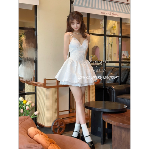 Jubin ELIA DRESS 越南  现货