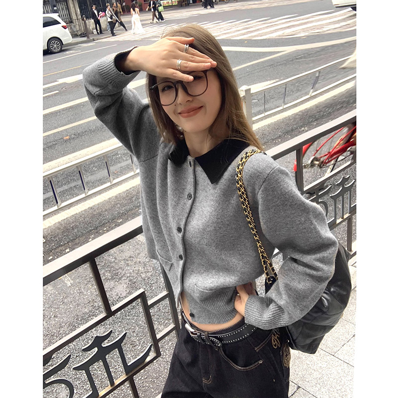 洛边小众拼接领设计羊毛毛衣开衫