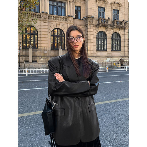 洛边设计师款环保皮皮衣西装外套