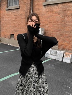 毛衣复古开衫 洛边 纯色百搭独特别致修身 新宠 毛须针织上衣女 秋季