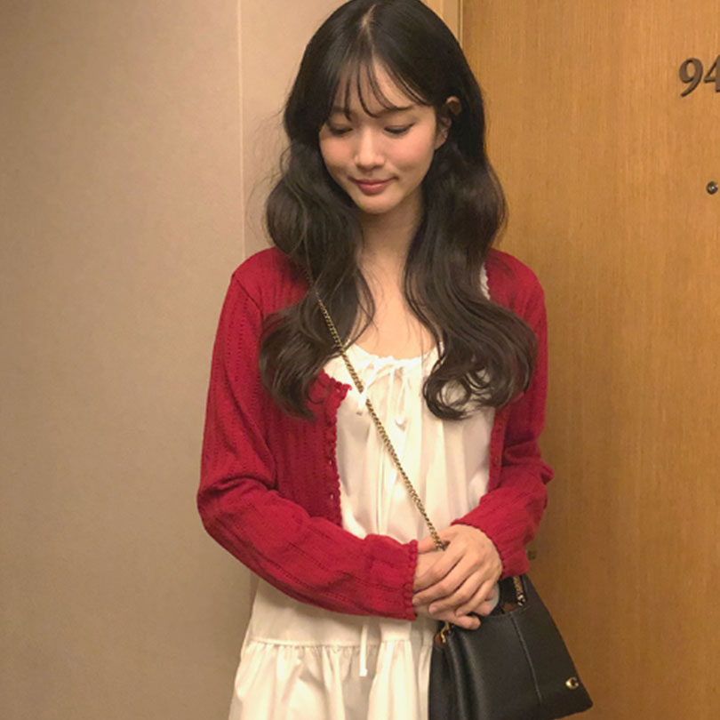 韩国代购直邮2026春温柔风红色圆领短款针织开衫女复古明媚感穿搭
