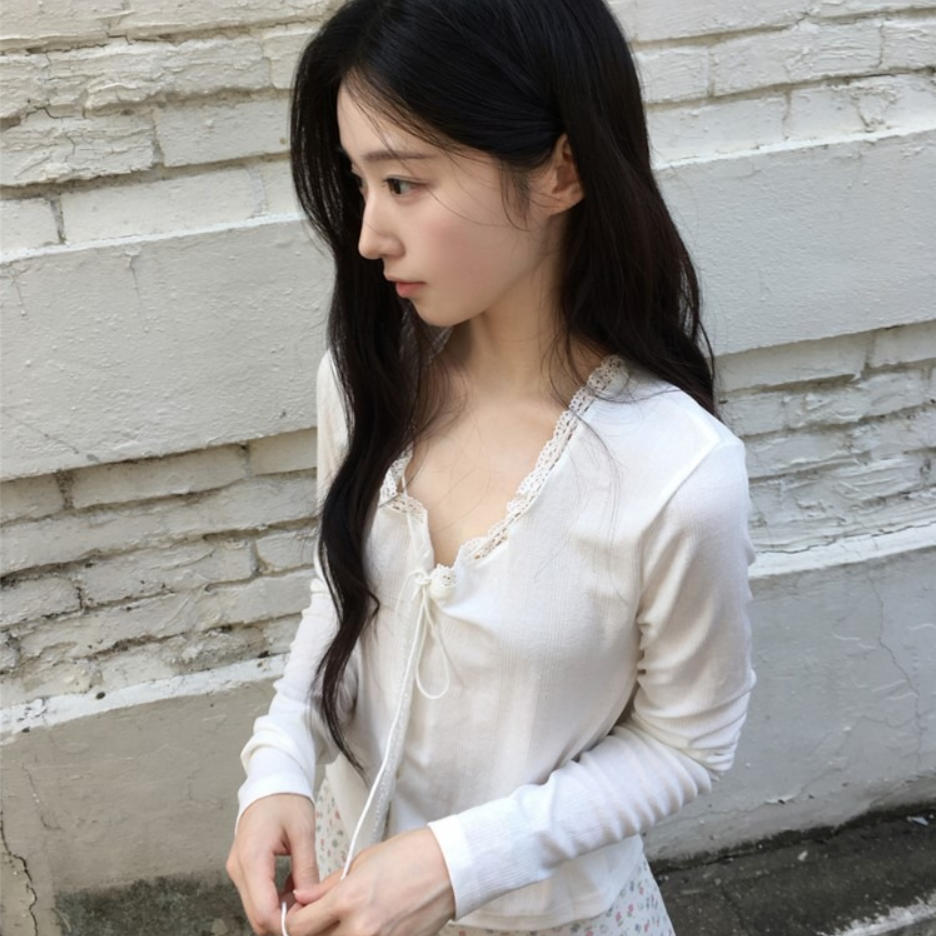 韩国代购直邮2026秋Daybin甜美少女V领蕾丝拼接长袖T恤女绑带上衣