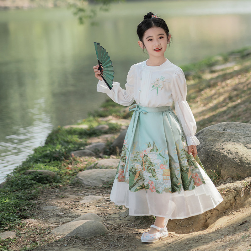桃花源记儿童马面裙套装春夏季图片