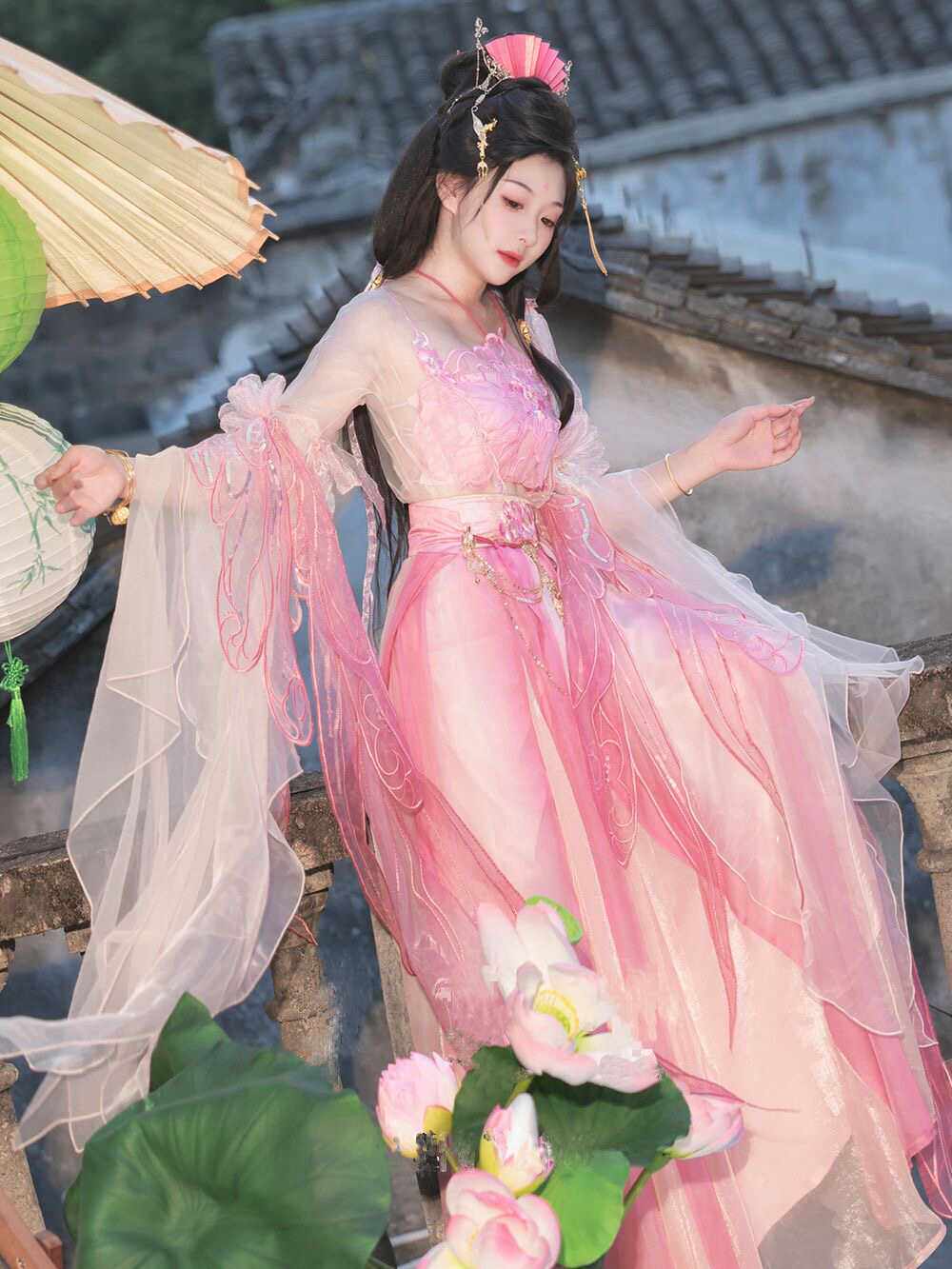 新款汉服女款仙侠飘逸裙子超仙粉色南北朝旅拍写真影楼摄影服装