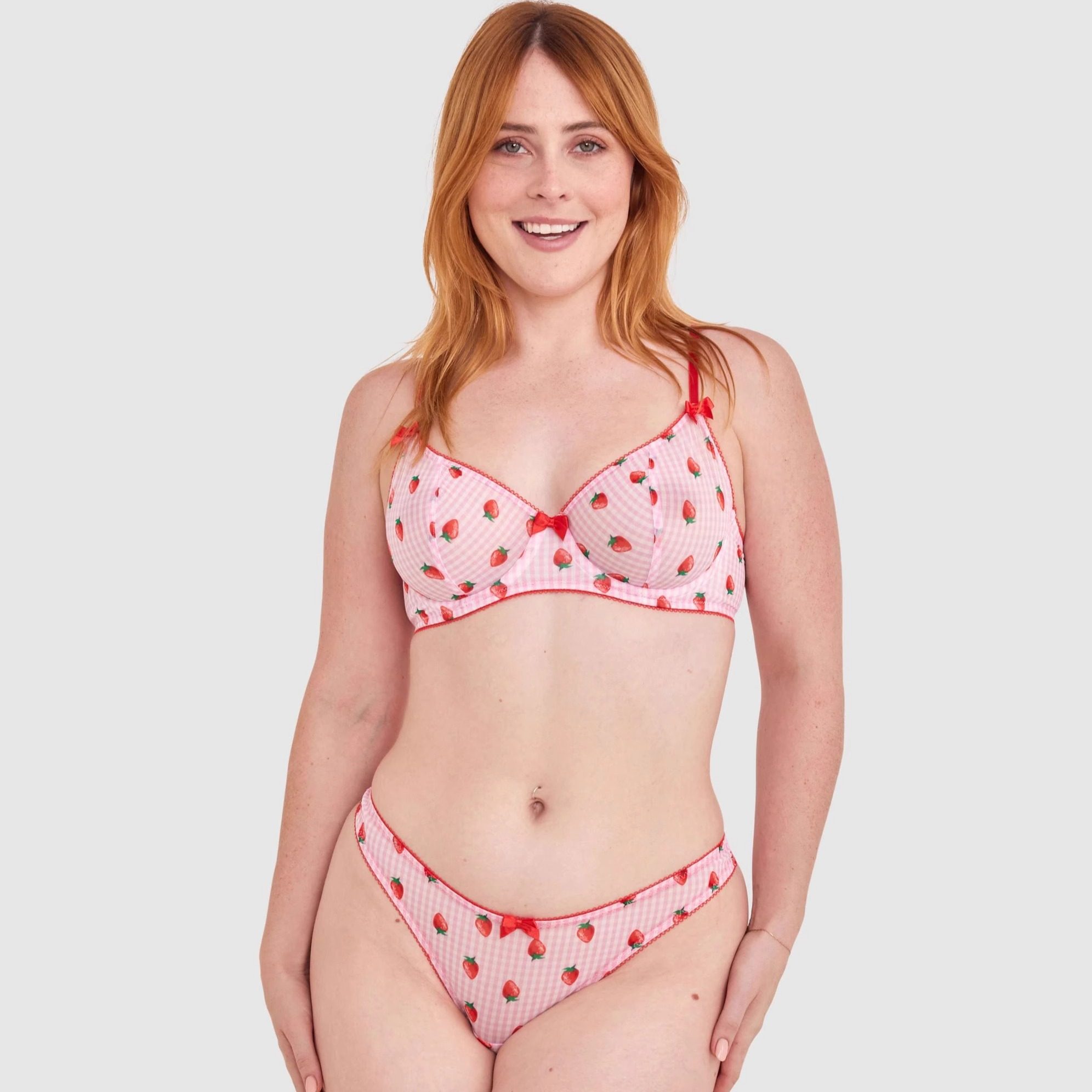 澳单BRAS 甜心薄纱配套T裤套装超薄透气丰满文胸