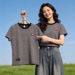 条纹短袖女装2026夏季新款t恤女个性刺绣体恤宽松显瘦撞色上衣服