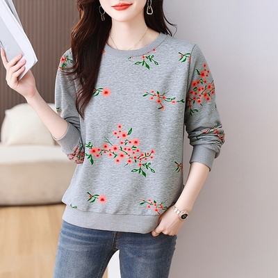 新款今年流行爆款卫衣女宽松时尚