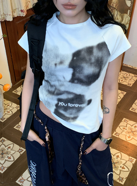 C2自制/休闲小熊印花短袖夏季新款T恤女小众设计百搭修身显瘦上衣