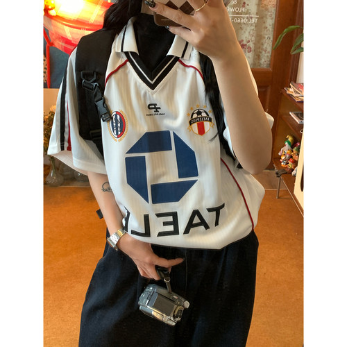 C2自制/美式复古风运动球衣短袖T恤男女同款V领宽松字母印花上衣
