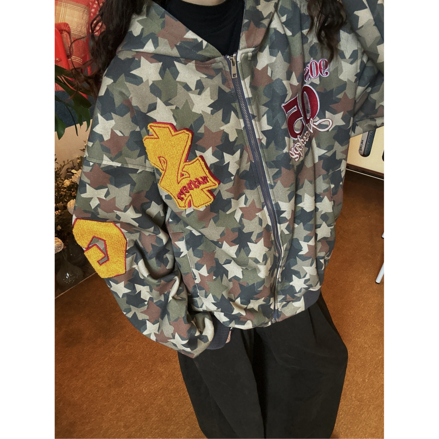 C2自制/美式字母刺绣迷彩连帽卫衣男女秋季新款复古小设计感外套