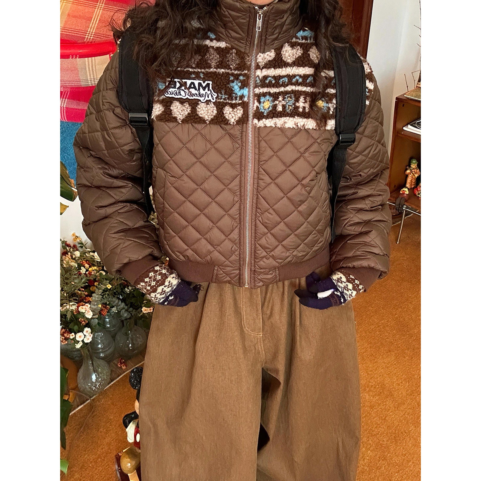 【新品买二送一】费尔岛羊羔毛拼接立领棉服女短款菱格纹保暖外套