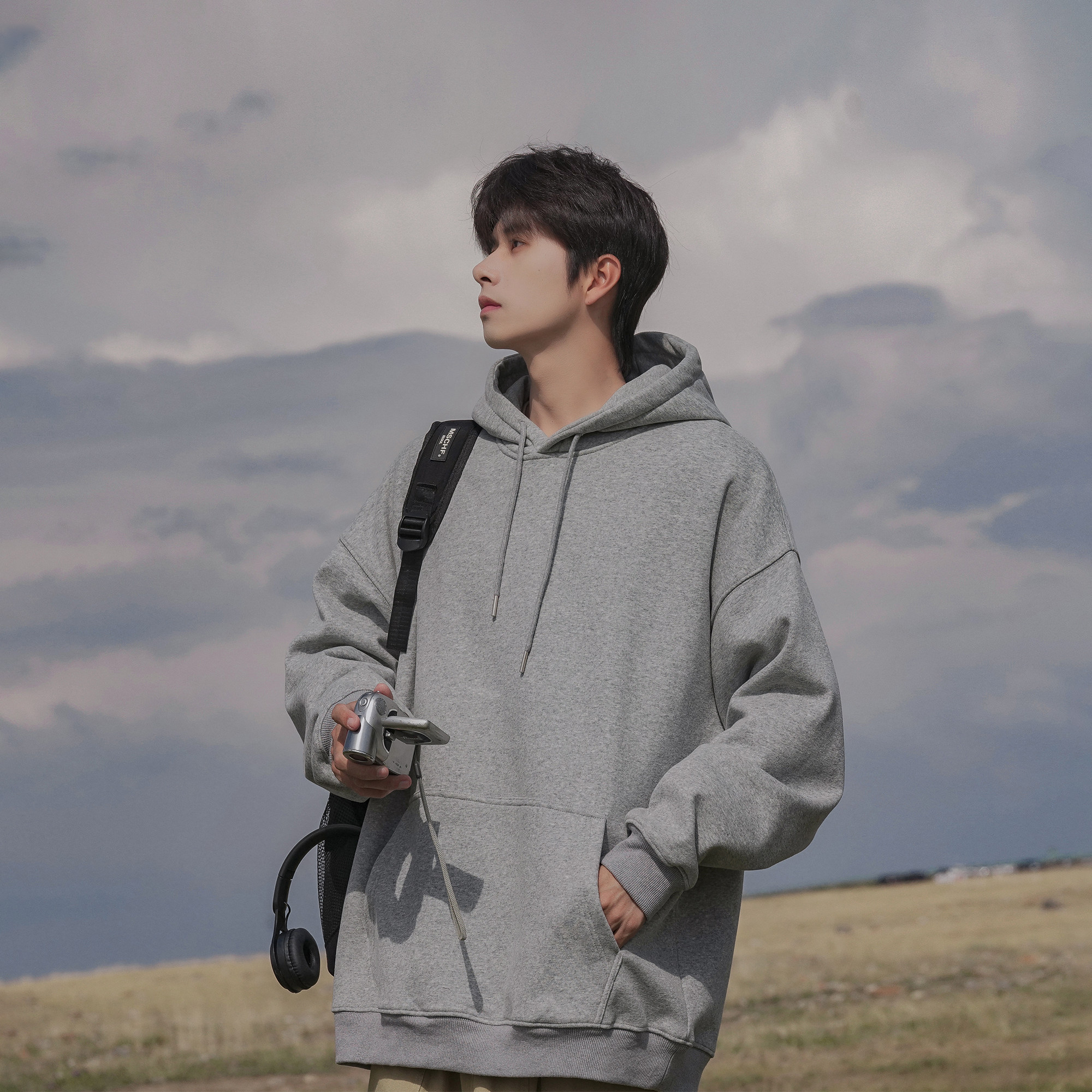 港仔文艺男420g重磅日系连帽卫衣男春秋宽松休闲廓形纯色帽衫外套