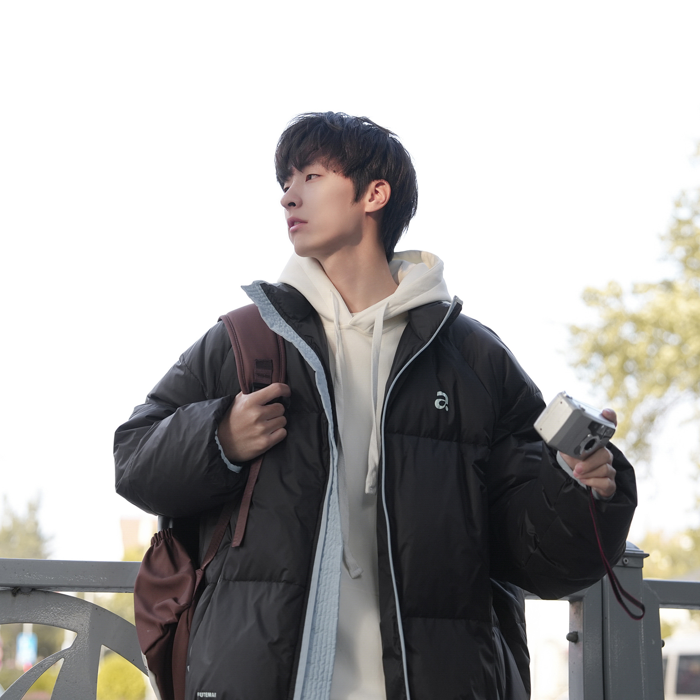 撞色立领羽绒服男冬季加厚羽绒衣