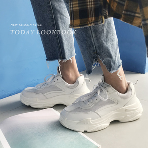 学生时尚运动鞋