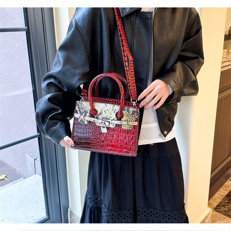 跨境欧美新款大容量凯莉铂金包蛇纹鳄鱼纹时尚百搭潮流单肩手提包
