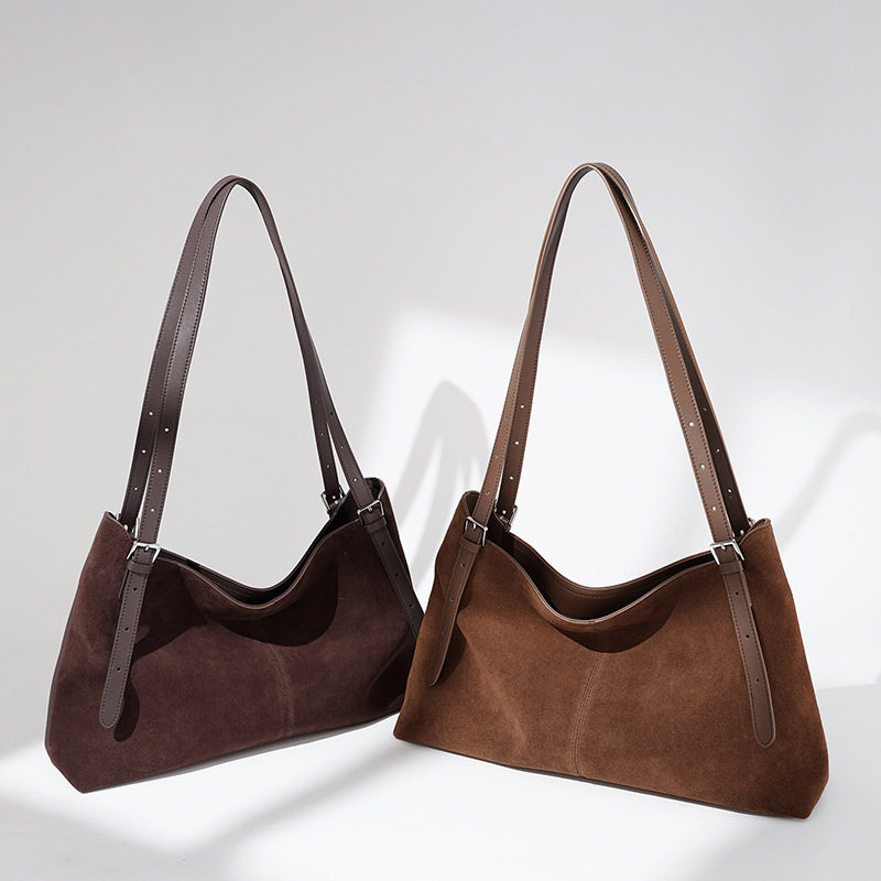 2026新款上课百搭复古麂皮手提托特包高级感大容量时尚真皮单肩包,箱包皮具/热销女包/男包,腋下包,淘宝优惠券,粉丝福利购,淘宝优惠卷