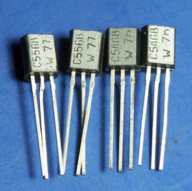 发烧功放对管BC546B BC556B BC546 BC556 TO-92一对0.3