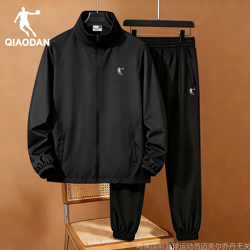 乔丹运动套装男2025秋冬季新款跑步户外休闲冲锋衣外套长裤两件套
