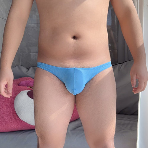 男士纯色U凸三角裤低腰高弹