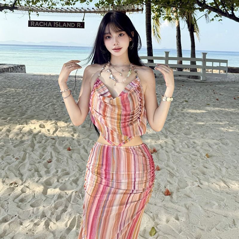 新款彩色条纹挂脖钢托聚拢裙式比基尼三件套辣妹少女绝美度假风