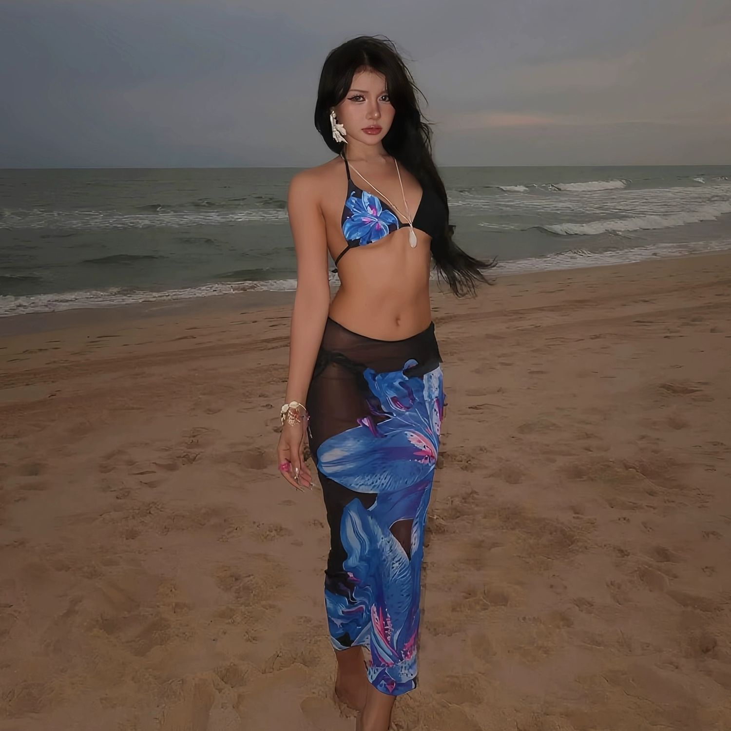 绝美长裙温泉泳衣女ins性感复古蓝色印花比基尼网纱海岛度假高级