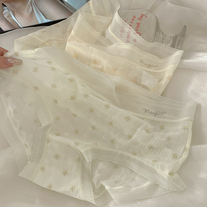 少女轻柔泡泡纱内裤柔软顺滑