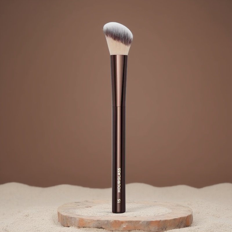 HOURGLASSNo.15号斜角腮红刷