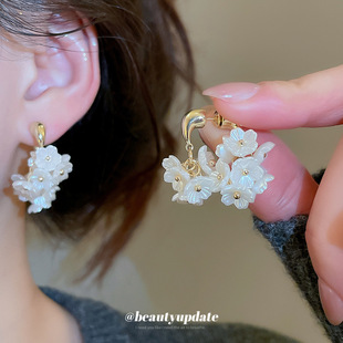 夜色正浓赵玫江疏影乔海伦阚清子女神蒙上眼唐盈盈辛芷蕾同款耳环