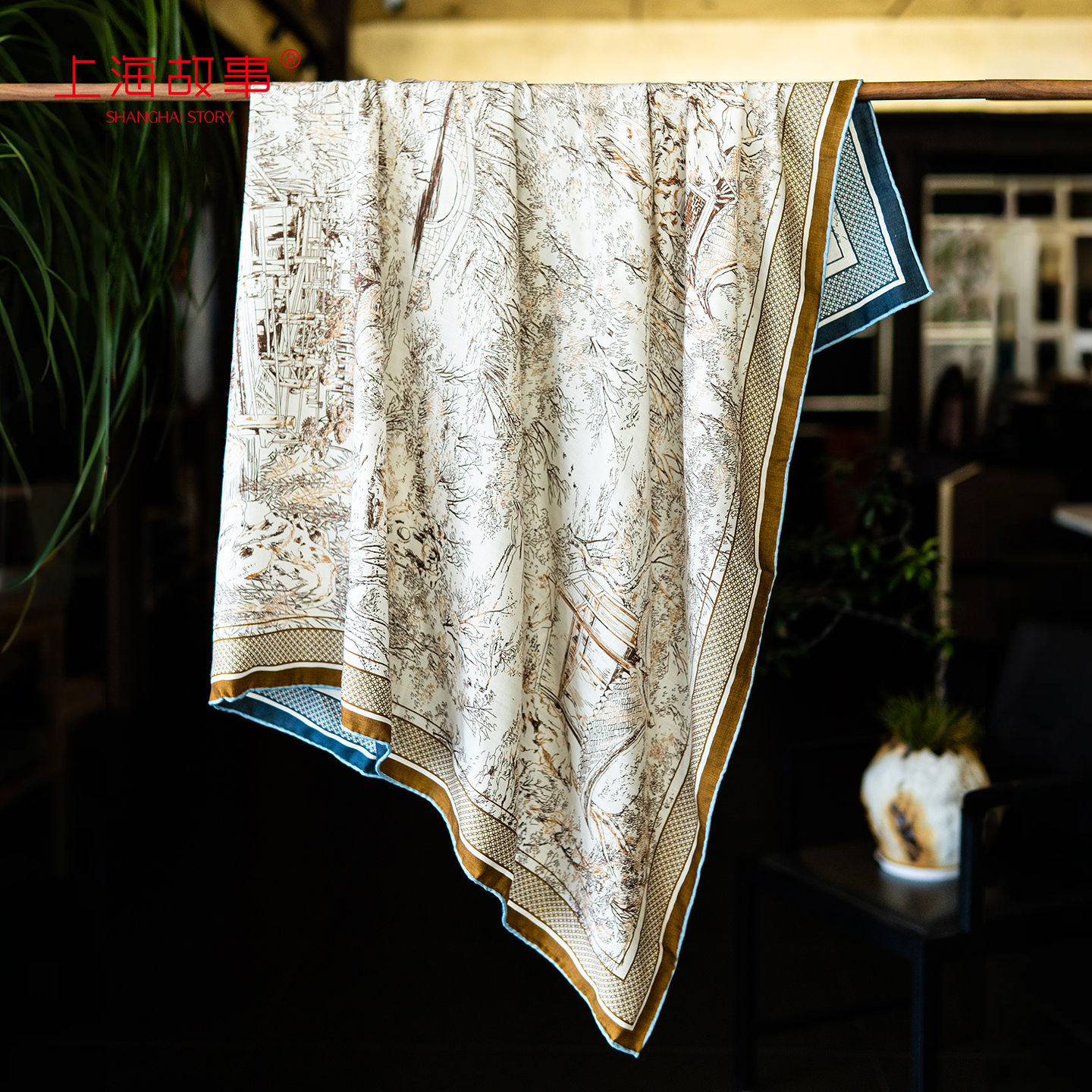 【专柜同款】上海故事2025秋冬新款绵羊毛围巾丝毛大方巾披肩礼盒