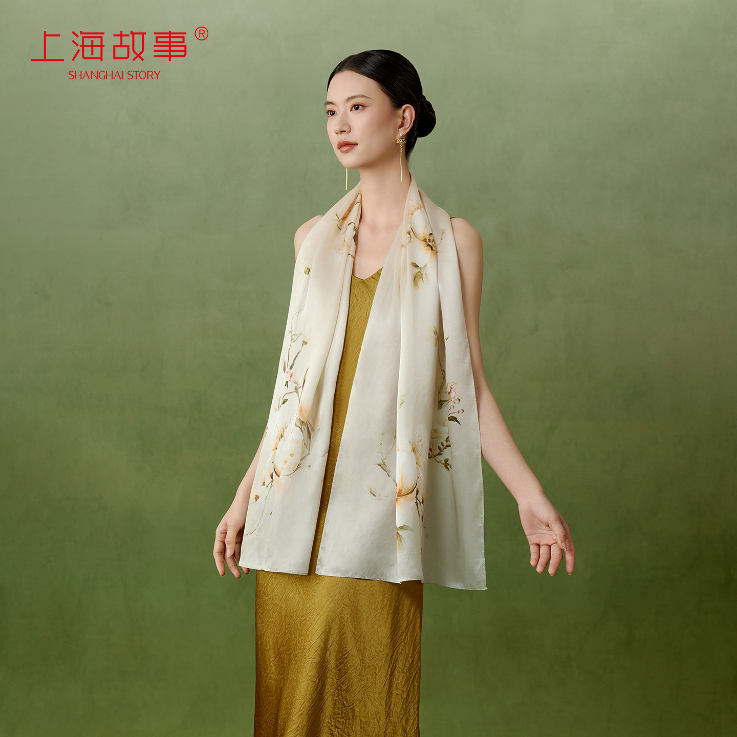 上海故事2025新款丝巾妈妈款真丝印花长巾桑蚕丝披肩女送长辈礼盒