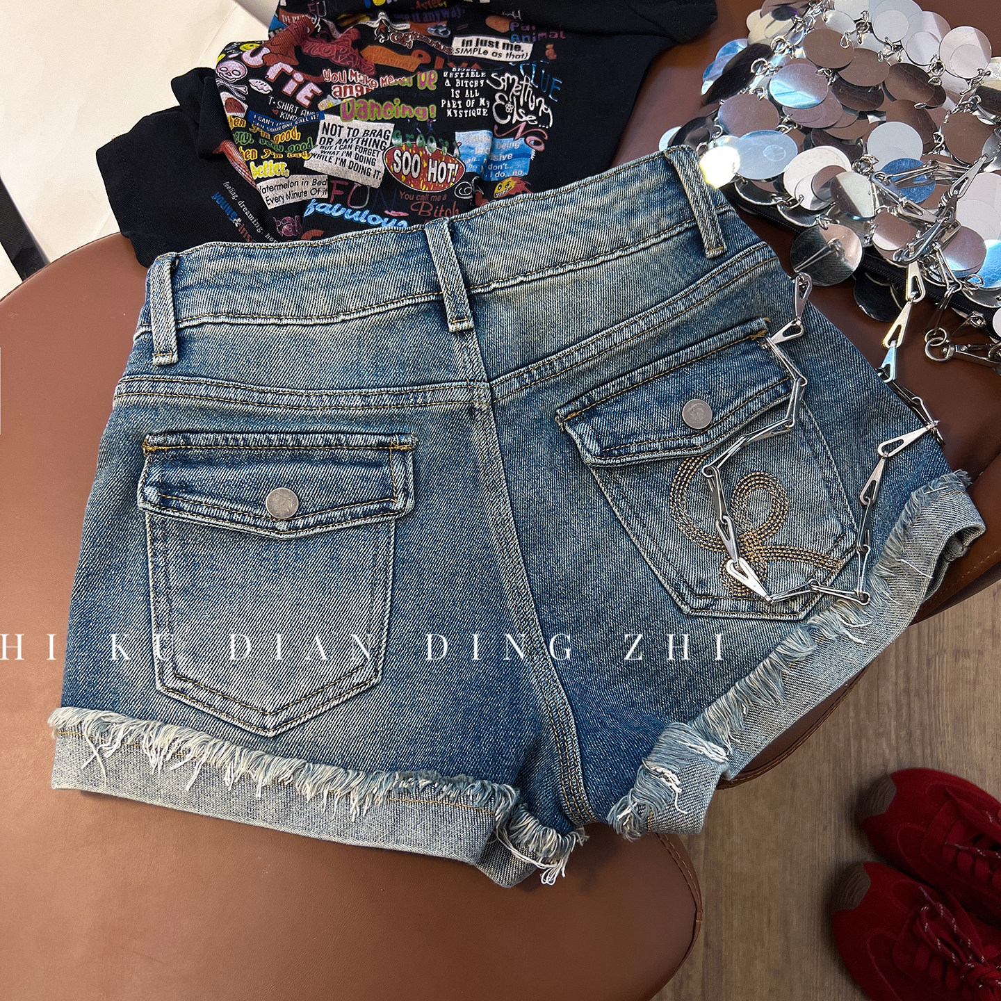 美式辣妹深蓝色毛边牛仔短裤女夏季新款修身显瘦翘臀a字版热裤潮