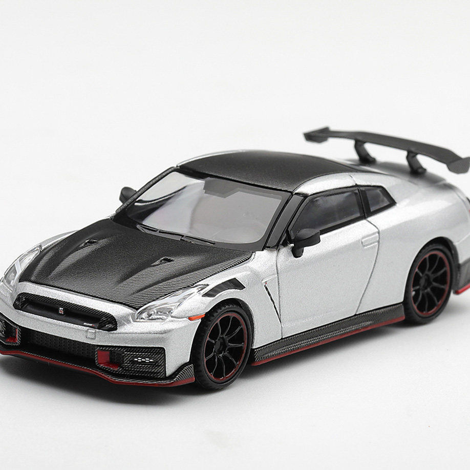 尼桑GTRR35汽车模型164图片