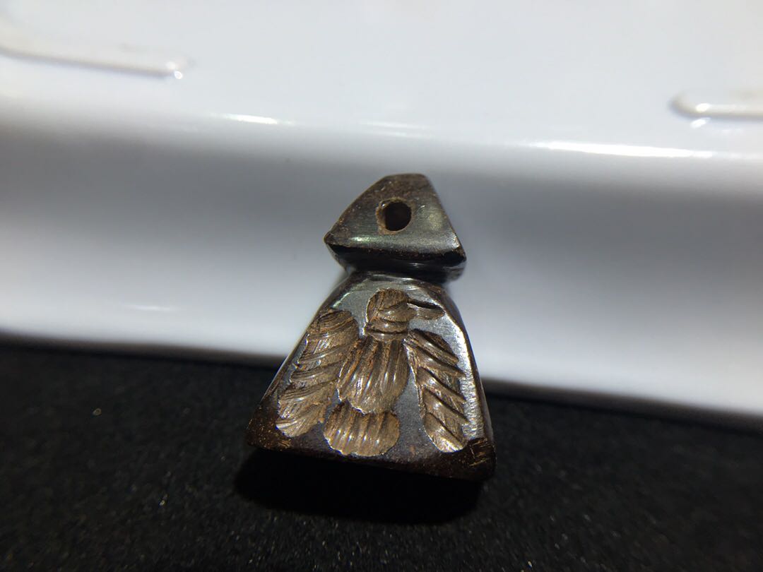 萨珊王朝陨石古印微磁 天铁陨石印章 陨铁雕刻动物摆件配饰吊坠