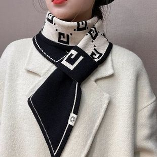 小围巾女款爆款2025新款围脖护颈女秋冬季保暖洋气加厚高档百搭