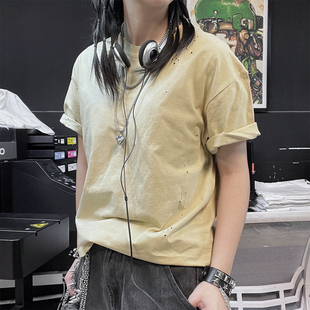 王有病工作室 破洞杏色复古简约180G短袖T恤高街男女纯色情侣装