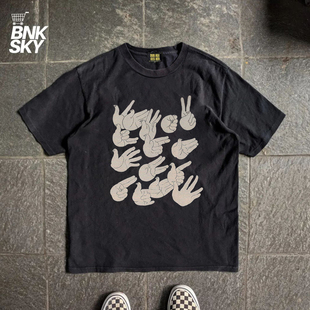 T恤情侣装 王有病工作室 艺术校园风短袖 透气正肩版 bf百搭 220G