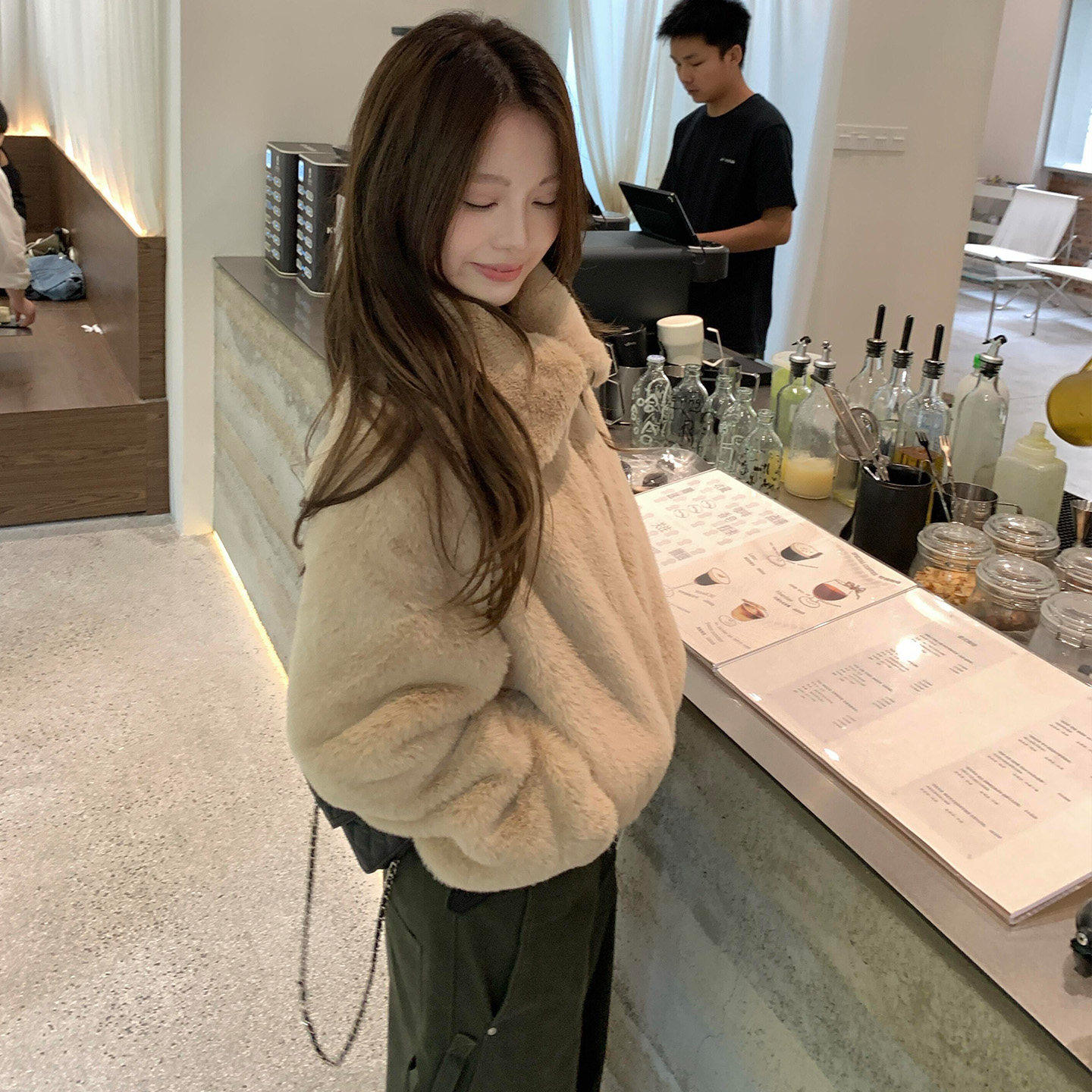 冬季环保獭兔毛皮草外套女短款加厚仿水貂毛轻款毛毛外套