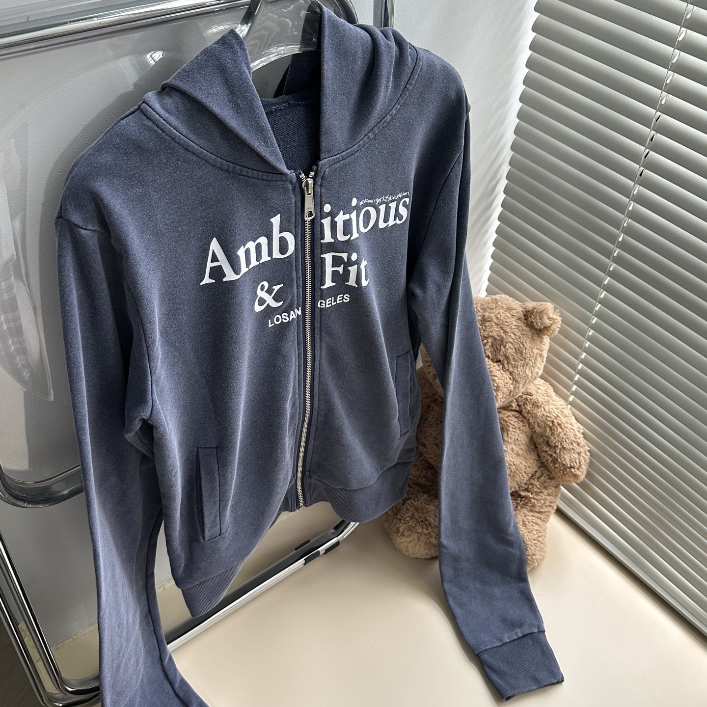 重工洗水刺绣印花卫衣帽衫