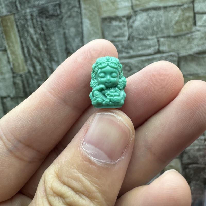 湖北十堰原矿高瓷绿松石背云绿度母宝宝佛天然完美无瑕疵配串好看