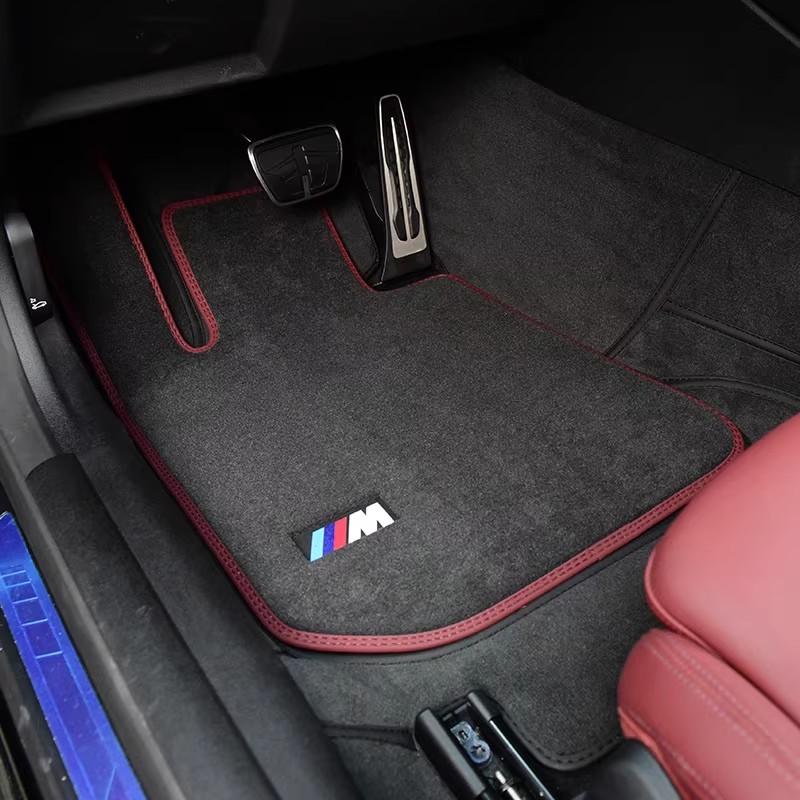 宝马4系丝绒全包围脚垫实测实拍