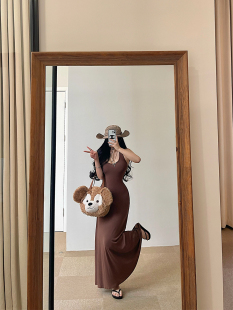 YoungGirlDay露思同款 显瘦挂脖连衣裙长裙 松弛氛围感性感露背修身