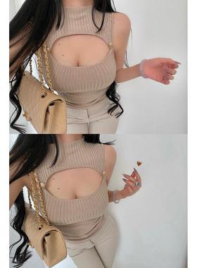 YoungGirlDay纯欲风性感心机胸前镂空小高领无袖打底针织背心上衣
