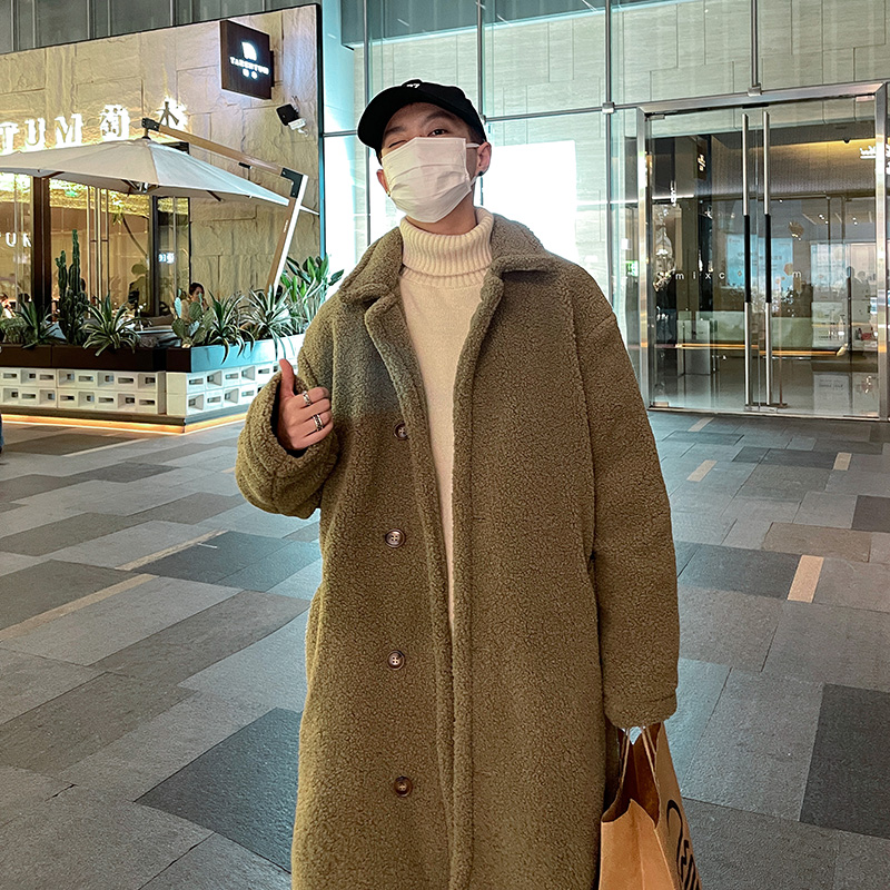 卡其色