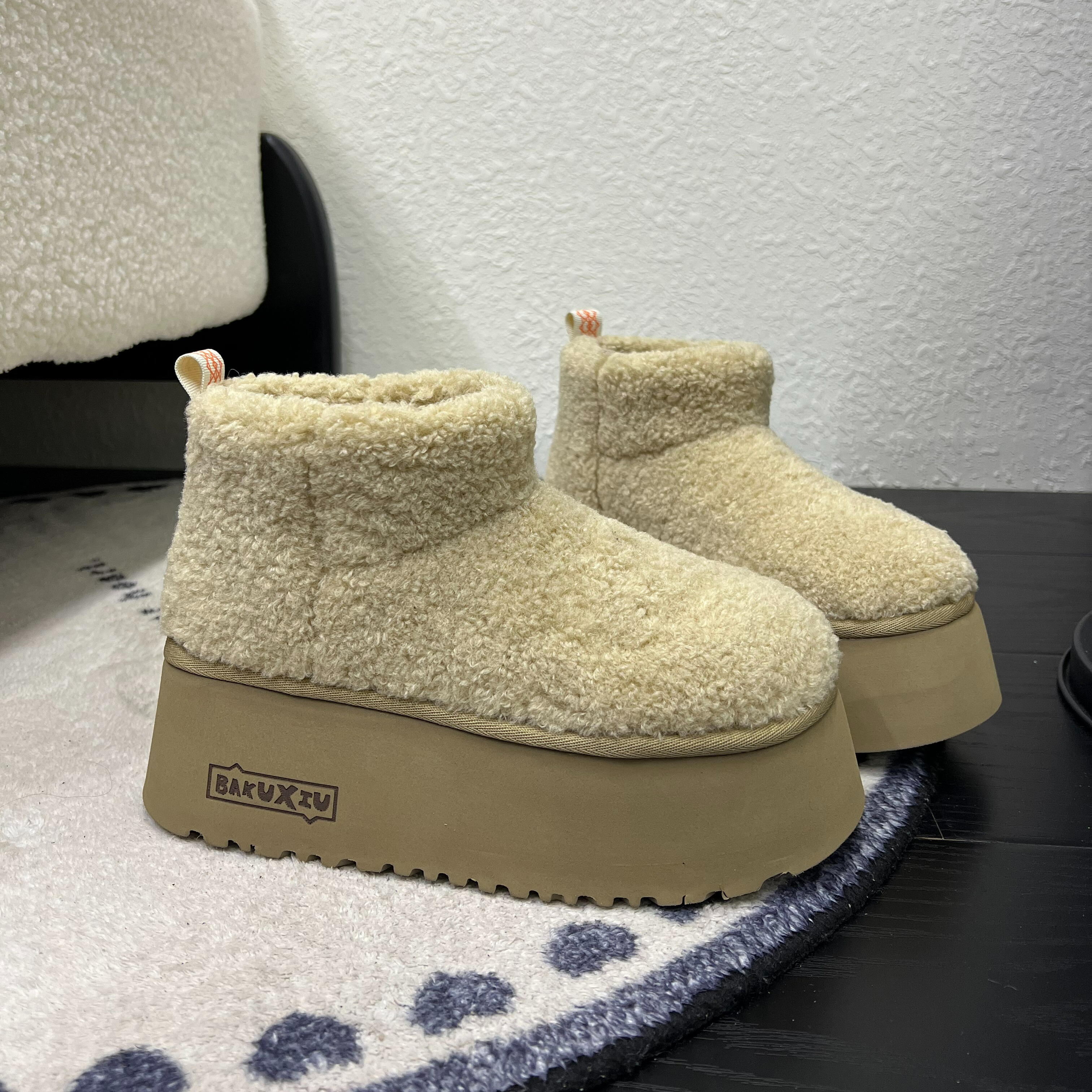 网红爆款泰迪毛厚底增高防滑保暖毛绒雪地靴女冬加绒短靴毛毛鞋潮