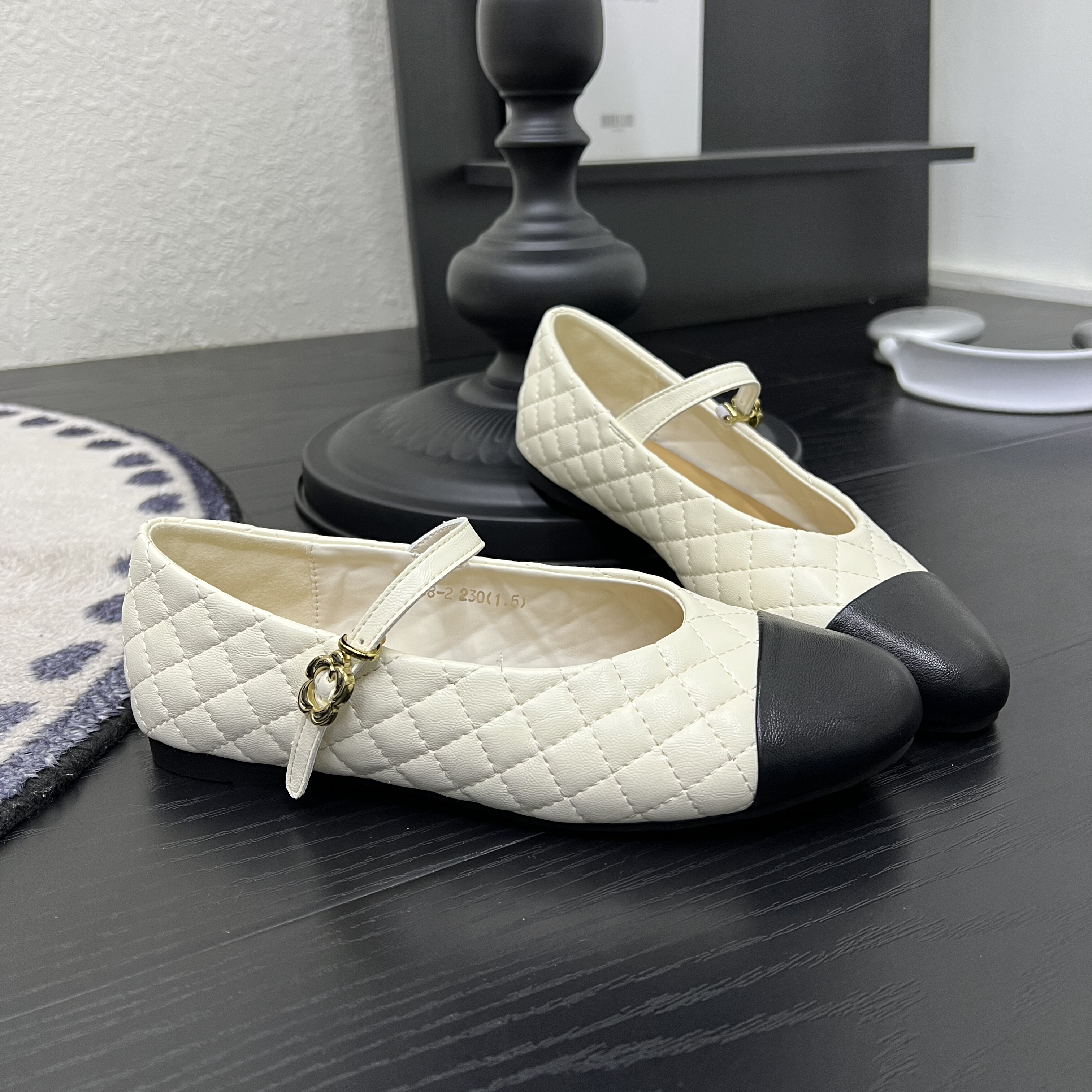 小香风真皮单鞋平底鞋女2026仙女一字带圆头菱格复古法式玛丽珍鞋,女鞋,玛丽珍鞋,淘宝优惠券,粉丝福利购,淘宝优惠卷